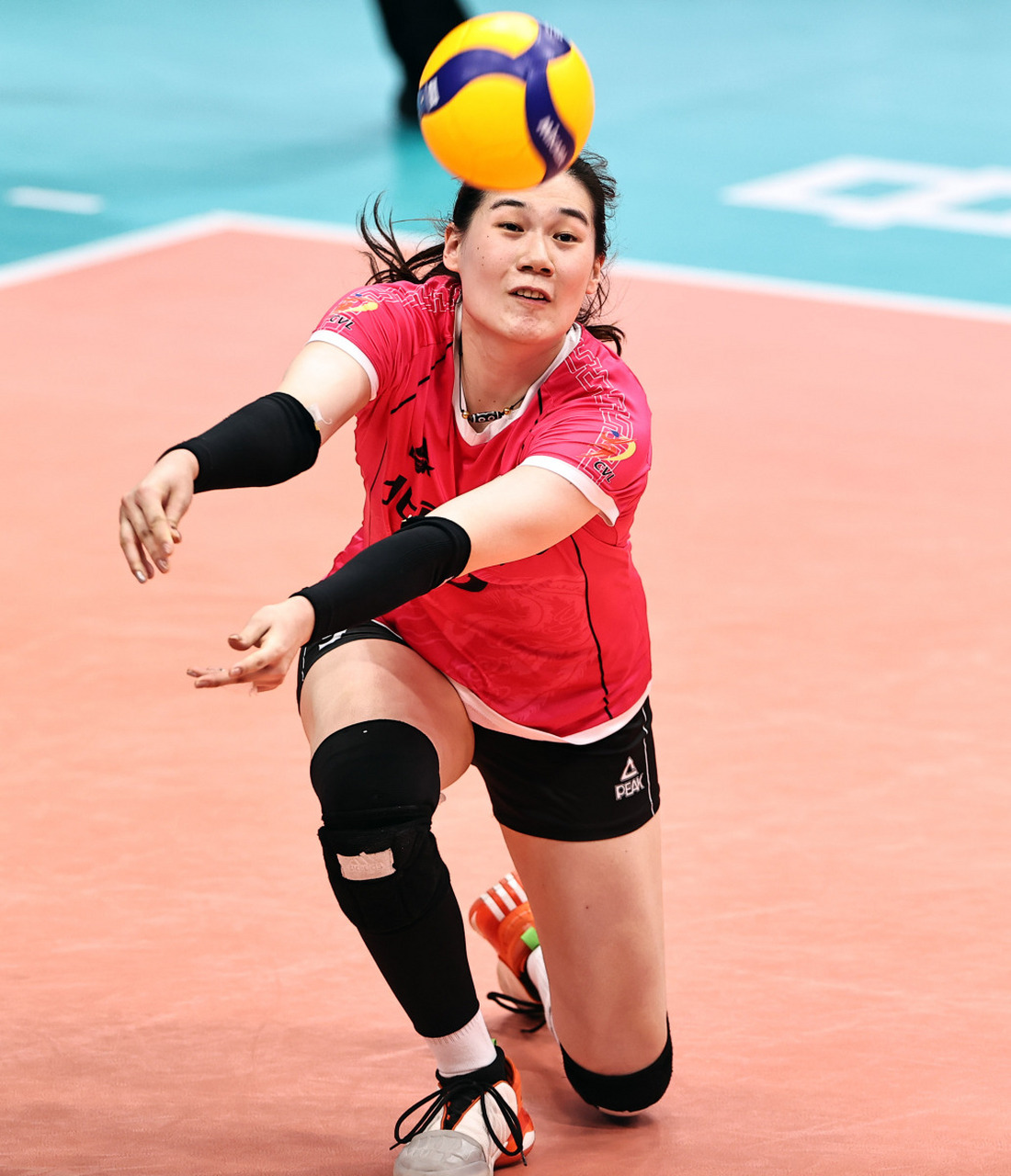 关于精彩瞬间一览:球员英姿飒爽,令人惊叹的信息 关于精彩瞬间一览:球员英姿飒爽,令人惊叹的信息